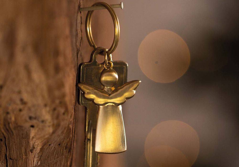 Custom: Marken > Räder > Giving > Schlüsselanhänger