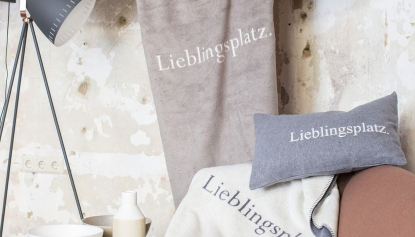 Custom: Schönes Zuhause > Wohntextilien > Kissen & Kissenhüllen > Kissen mit Schriftzug