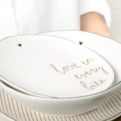 Bastion Collections Kuchenteller Love in every bite