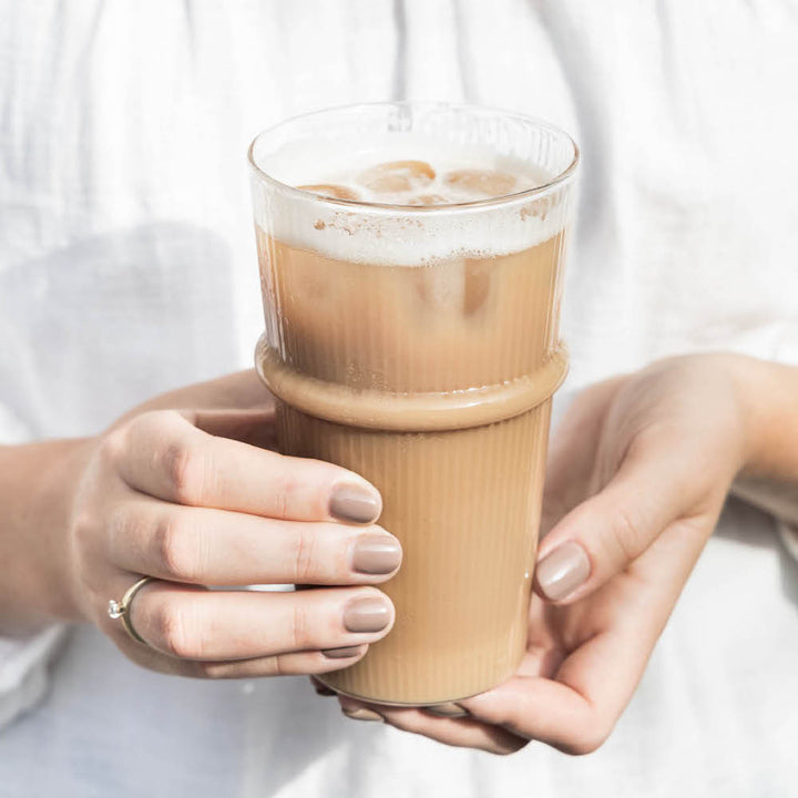 Bastion Collections Latte-Glas gerillt