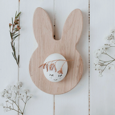 Eulenschnitt Eierbecher Hase