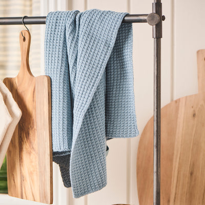 Ib Laursen Handtuch gestrickt staubig blau