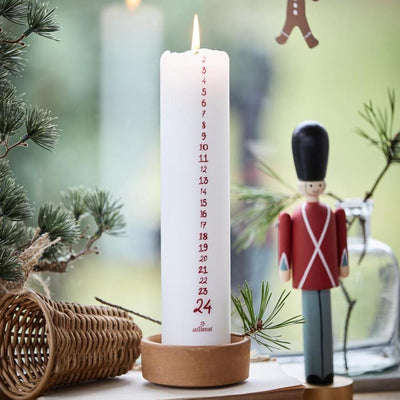 IB Laursen Weihnachtskerze mit roten Zahlen 1 - 24