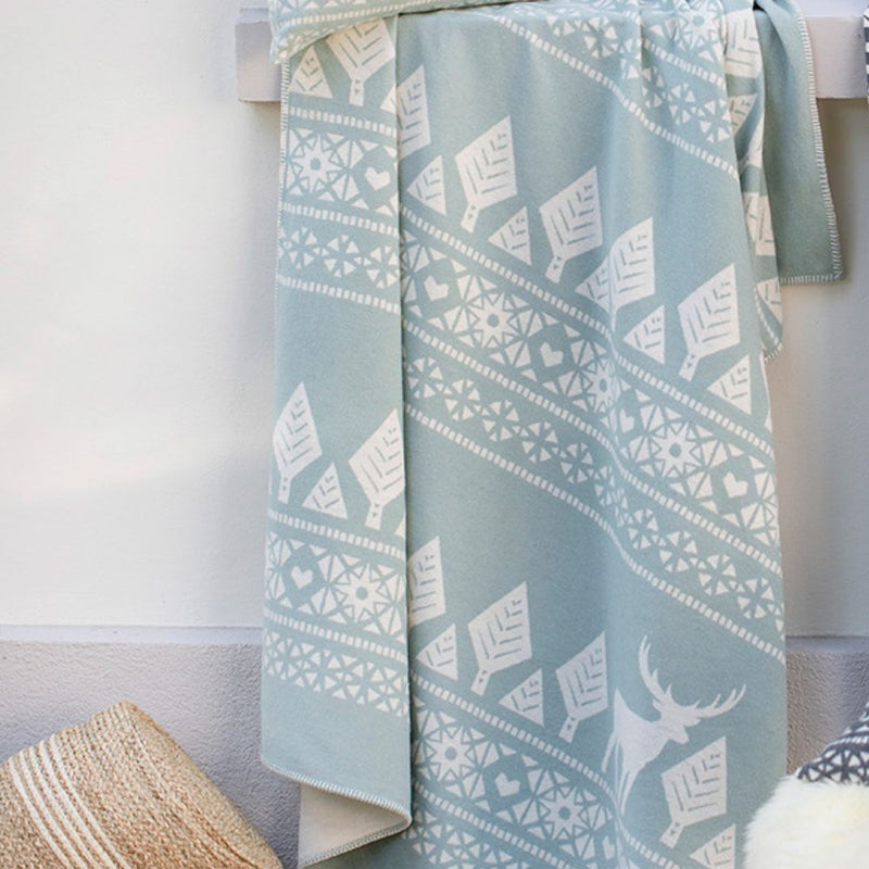 Nordic Baumwolldecke Hirsch Finn salbeigrün