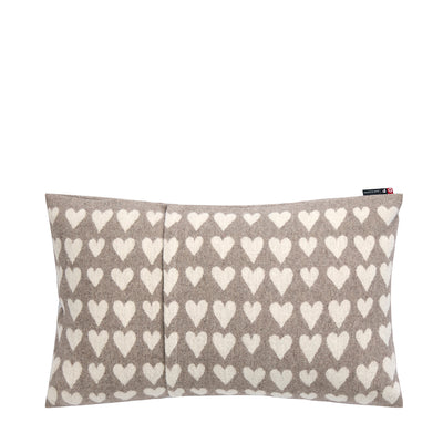 Nordic Kissenhülle Herzen allover beige 30 x 50 cm