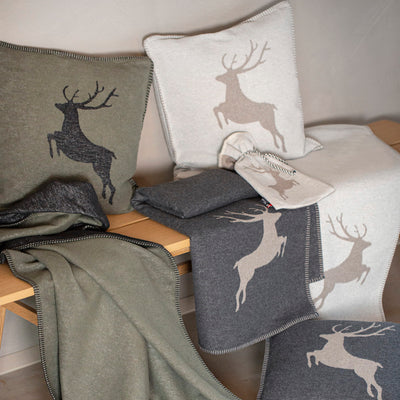 Skandi Kissenhülle Hirsch Weiß 50 x 50 cm