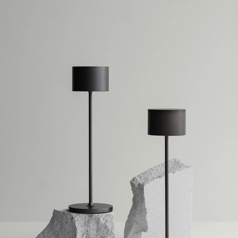 Blomus Mobile LED-Tischleuchte Farol Gunmetal