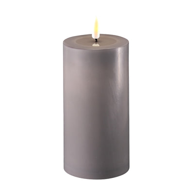 DELUXE LED Stumpenkerze Grau 7,5 x 15 cm
