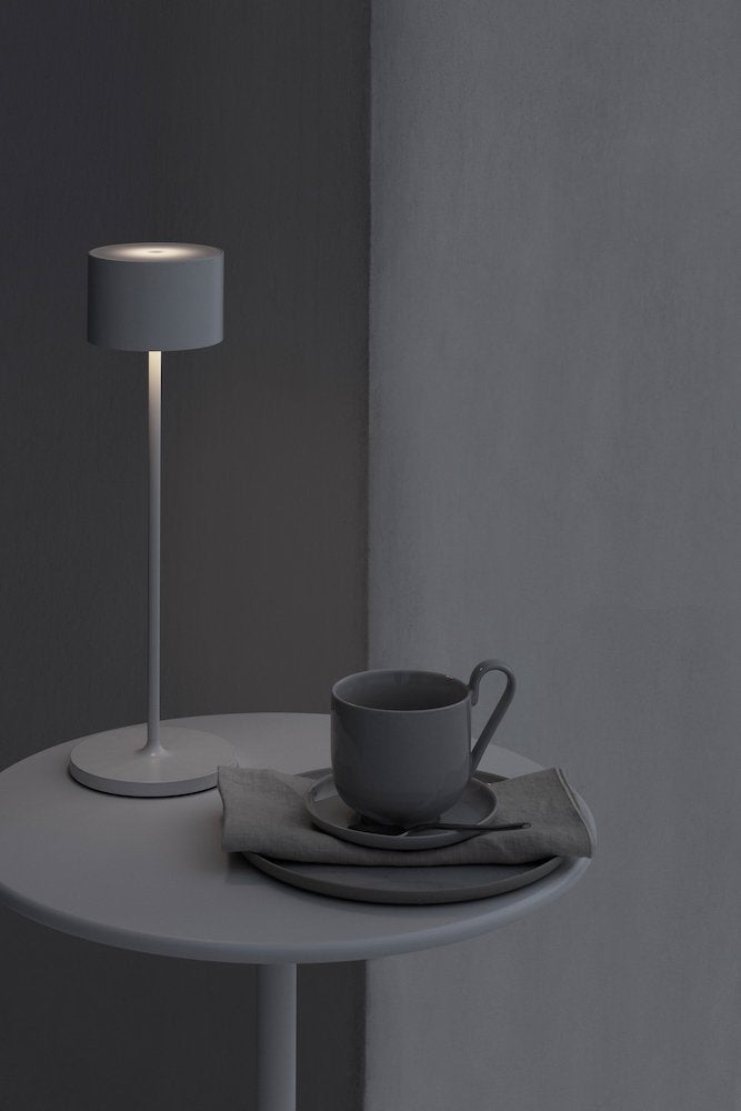 Blomus Mobile LED-Tischleuchte Farol Warm Gray