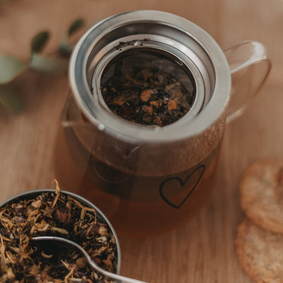 Eulenschnitt Teekanne Herz