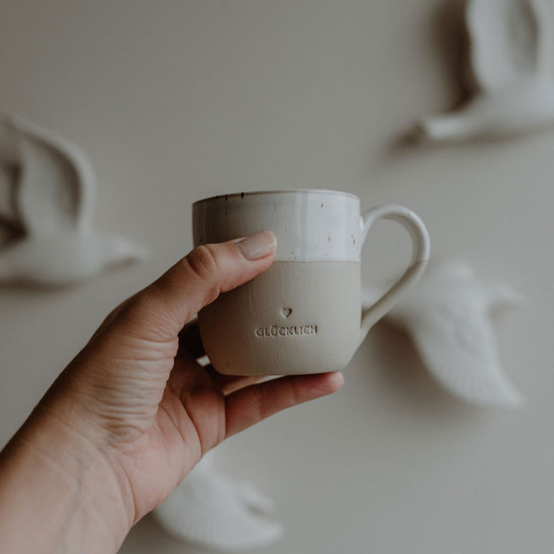 Eulenschnitt Cappuccino-Tasse Glücklich