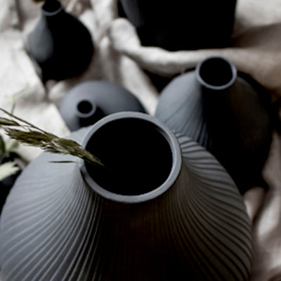 Storefactory EKENÄS Keramik Vase dark grey XL