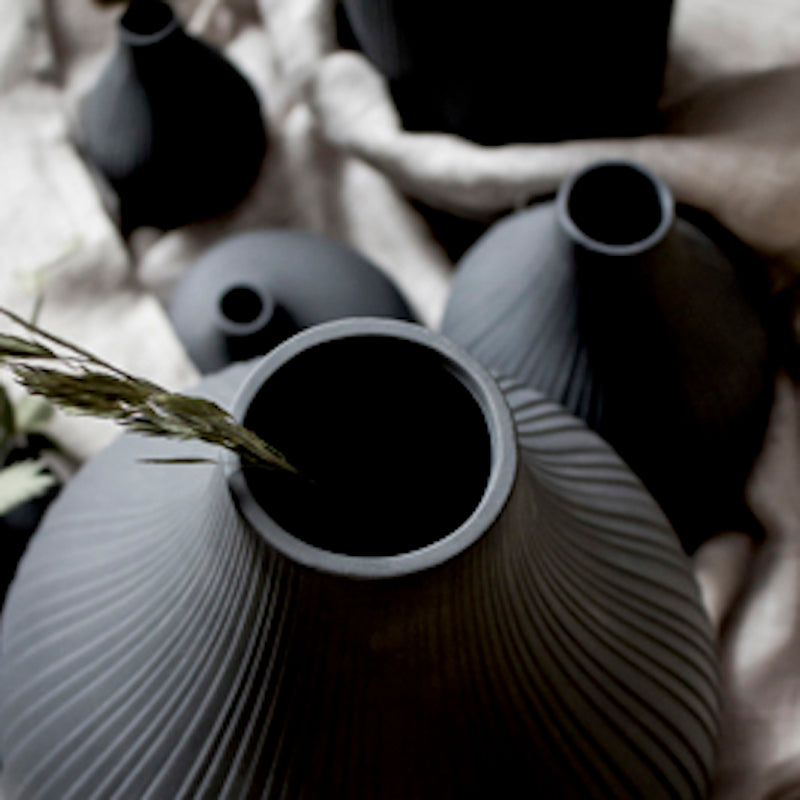 Storefactory EKENÄS Keramik Vase dark grey XL