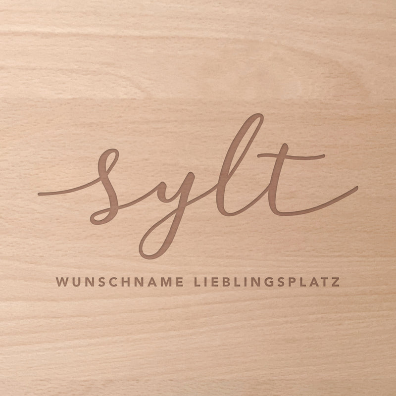 Schneidebrett „Lieblingsplatz Sylt“ personalisiert